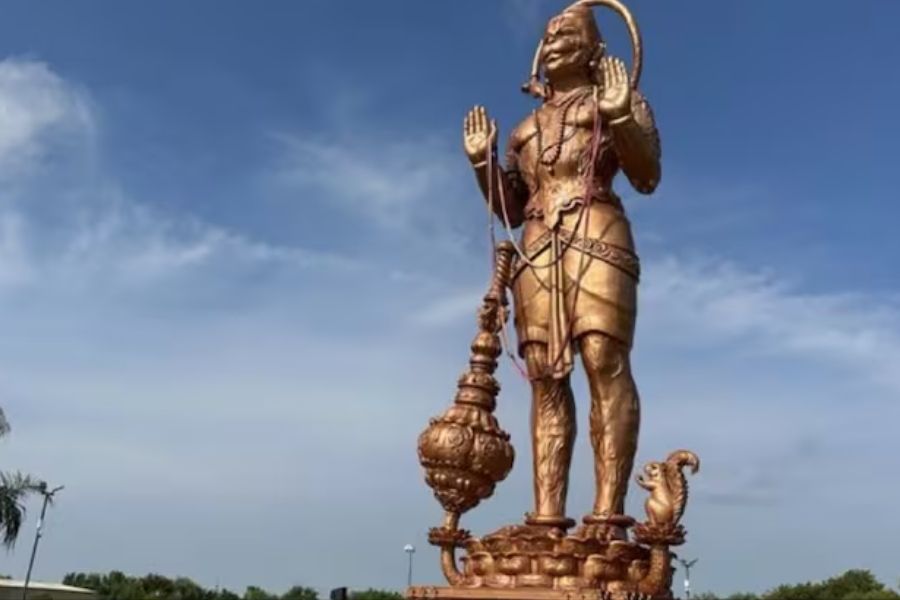 टेक्सास में 90 फीट की हनुमान प्रतिमा पर राजनीतिक विवाद, क्यों बढ़ी चर्चा