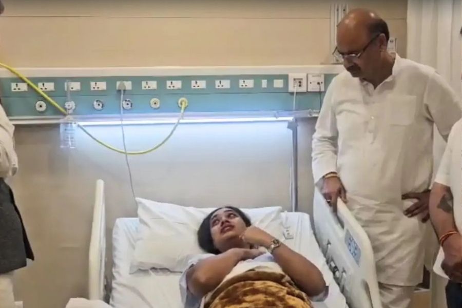 सुप्रीम कोर्ट परिसर में पत्रकार को धक्का देने का राहुल गांधी पर आरोप, कांग्रेस ने किया खारिज